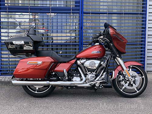 Harley Davidson HD Street Glide 117 Tour Pack Motorradvermietung Frankreich